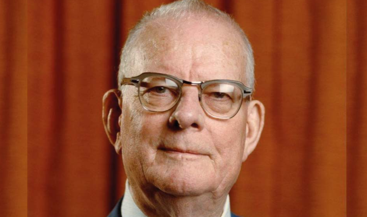 V. Edvards Deming